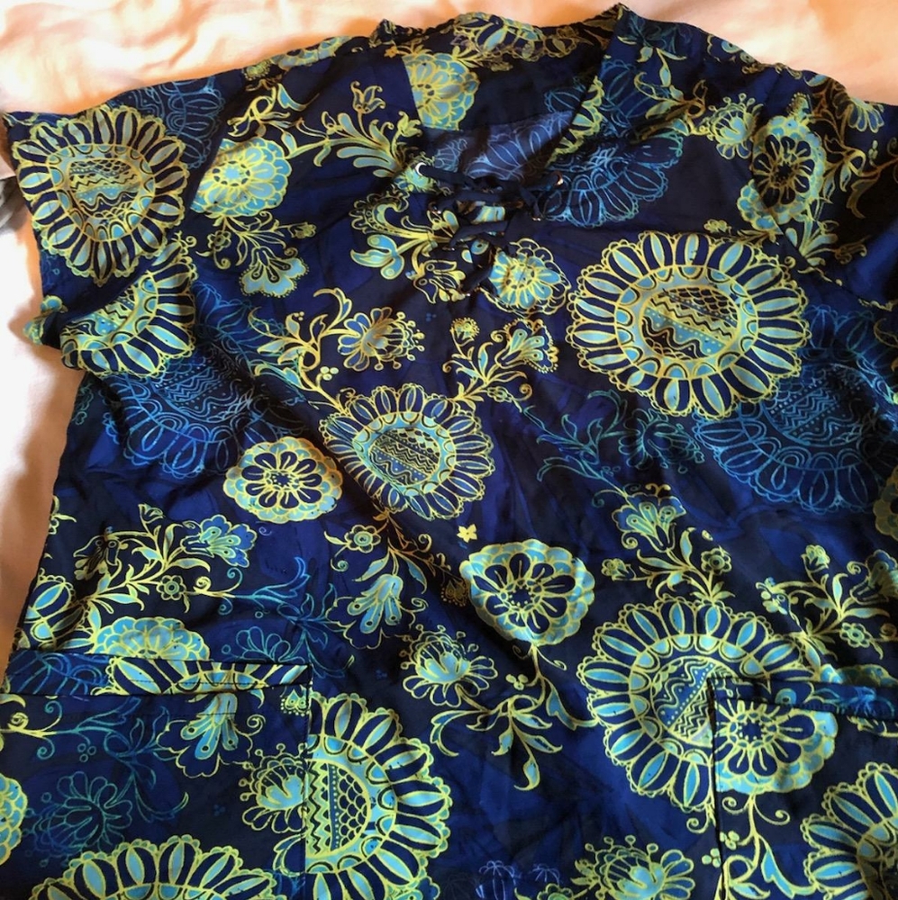Easy Stretch scrub top